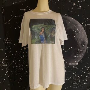 Jhene Aiko graphic tee.